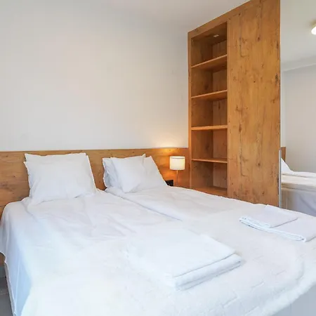 Apartment Cameleon Orebic- Beachfront