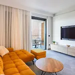 Cameleon Orebic- Beachfront Apartment