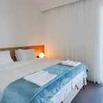 Cameleon Orebic- Beachfront
