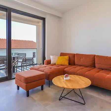 Apartment Cameleon Orebic- Beachfront