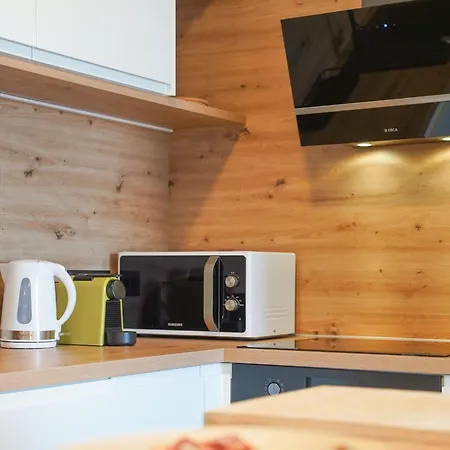 Cameleon Orebic- Beachfront *