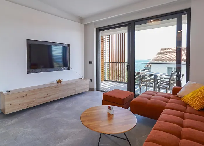 Cameleon Orebic- Beachfront 오레비츠