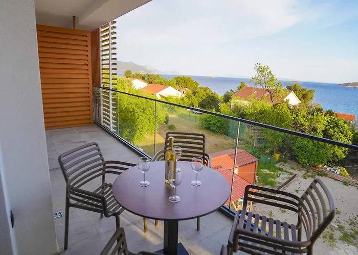 Διαμέρισμα Cameleon Orebic- Beachfront